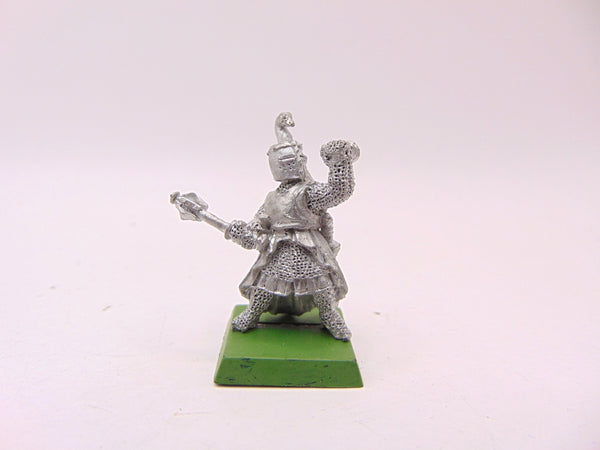 Bretonnian Foot Knight with Mace