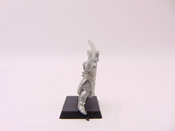 Bretonnian Foot Knight with Sword