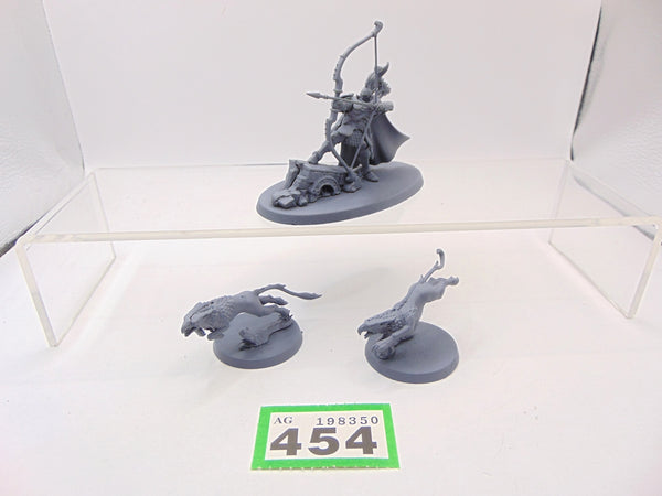 Knight Judicator with Gryph Hounds