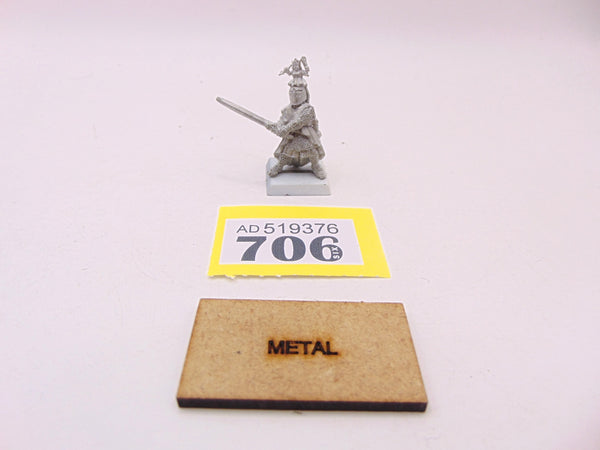 Bretonnian Foot Knight with Sword