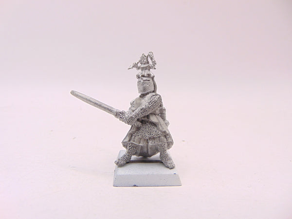 Bretonnian Foot Knight with Sword