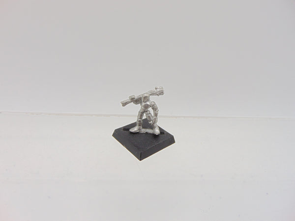 Chaos Familiar Mannequin