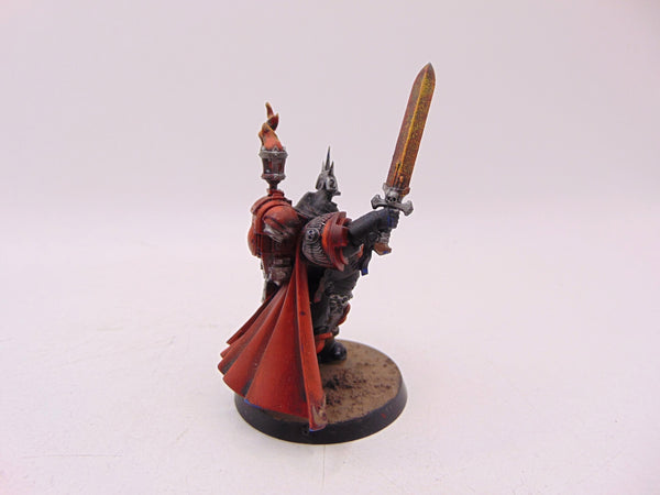 Primaris Captain in Gravis Armour