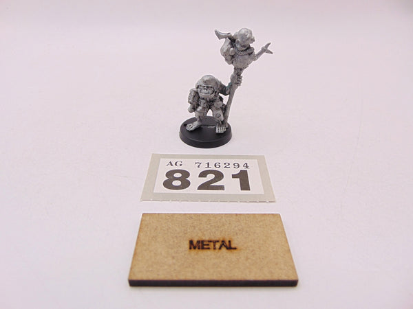 Rt202 Space Orks Command Standard Ringlug