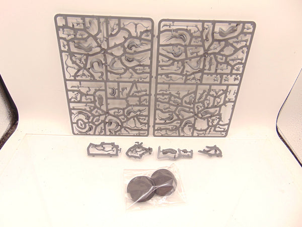 Blood Sisters / Blood Stalkers