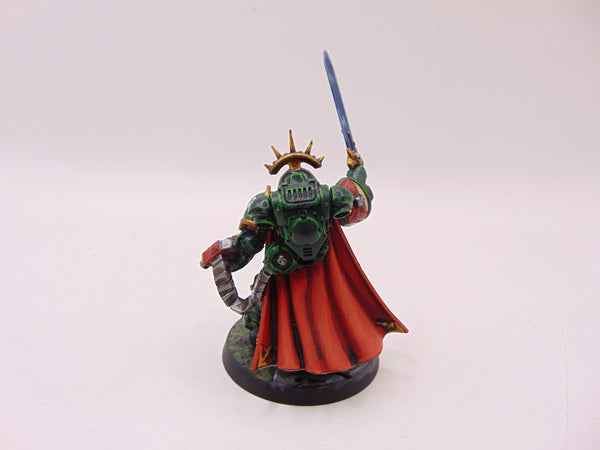 Primaris Captain in Gravis Armour