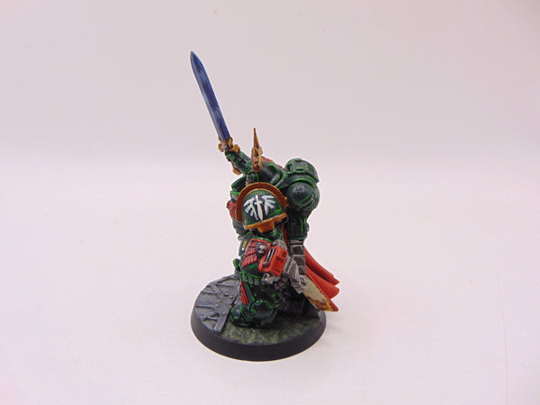 Primaris Captain in Gravis Armour