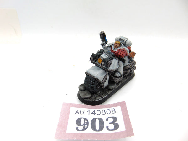 Sergeant / Commander on bike