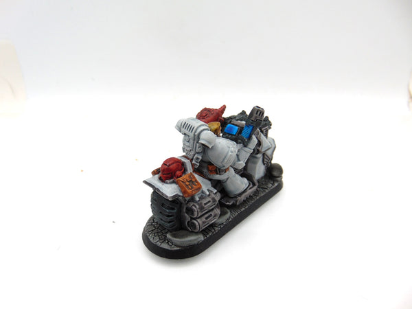 Sergeant / Commander on bike
