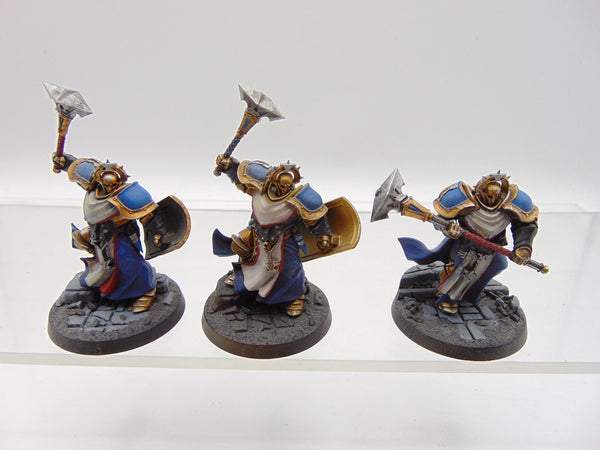 Sequitors