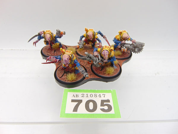 Acolyte Hybrids