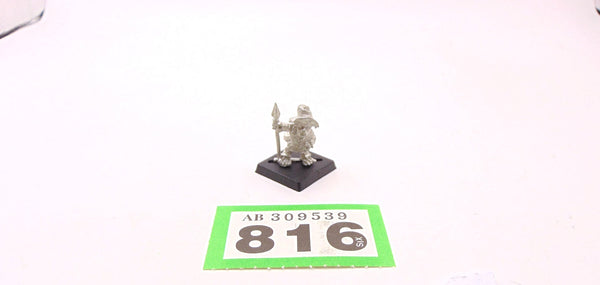 C11 Halfling Tobias