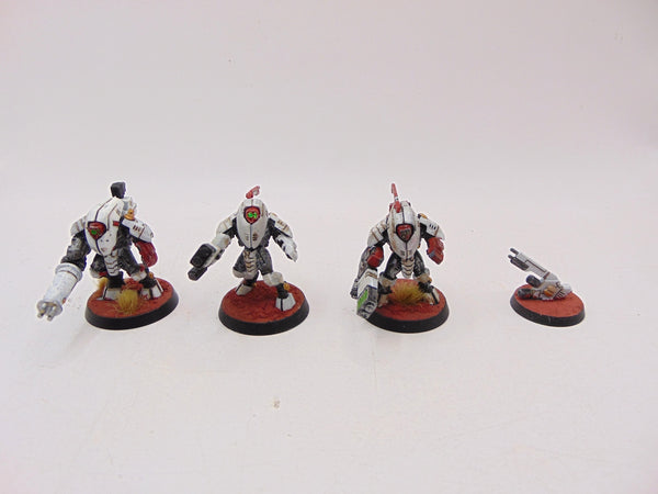XV25 Stealth Battlesuits