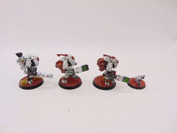XV25 Stealth Battlesuits