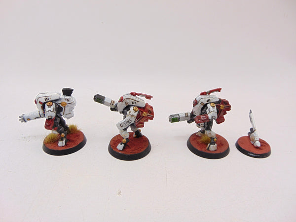 XV25 Stealth Battlesuits
