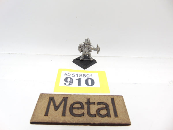 Dwarf Villager D7 Candlemaker