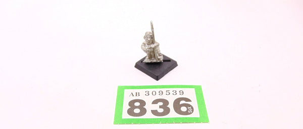 C11 Halfling Timbul