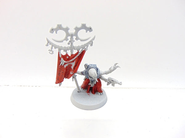 Acolyte Iconward