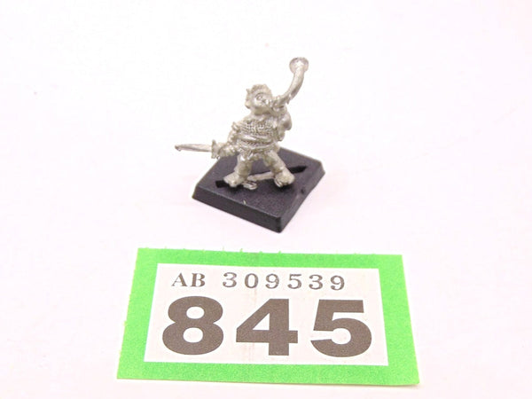 C11 Halfling Hornblower