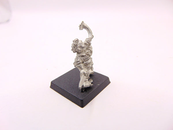 C11 Halfling Hornblower
