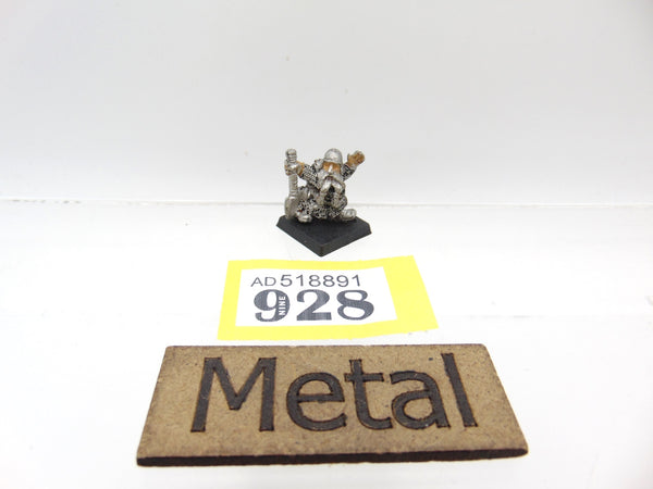 D4 Dwarf Adventurer Nadir