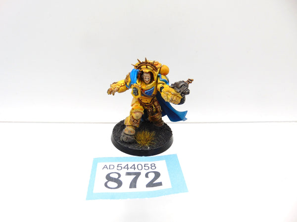 Primaris Captain in Gravis Armour