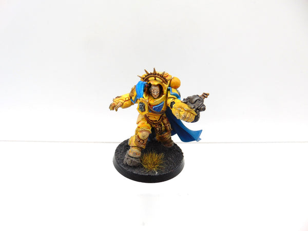 Primaris Captain in Gravis Armour