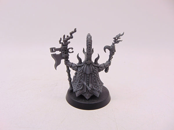 Auric Runesmiter