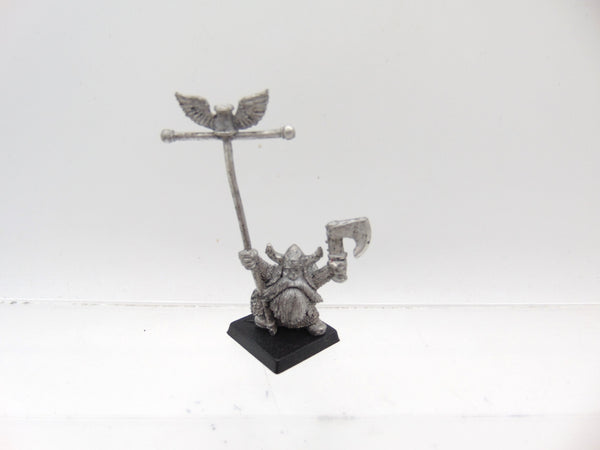 Bugman's Dwarf Rangers Standard