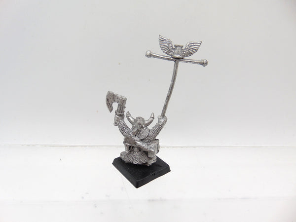 Bugman's Dwarf Rangers Standard