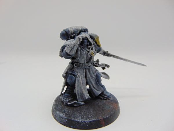 Primaris Librarian in Phobos Armour