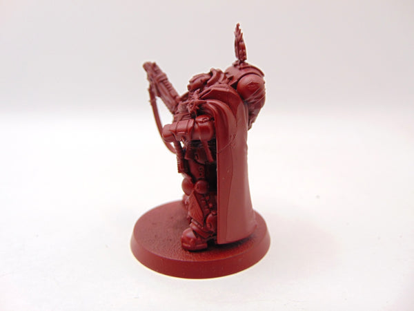 Primaris Captain in Gravis Armour