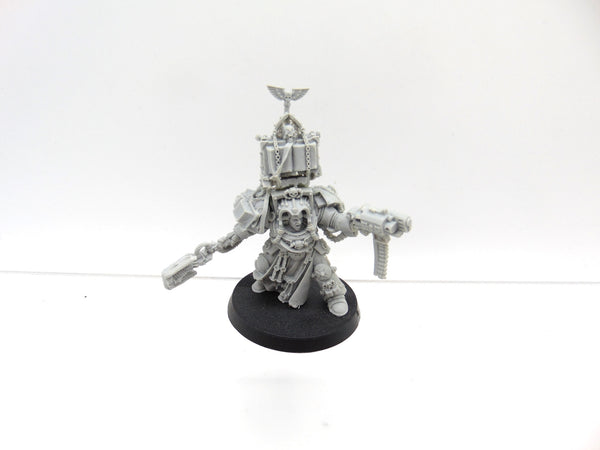 Librarian in Terminator Armour