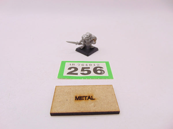 C47 Clanrat Iron Wielder / Steelrat