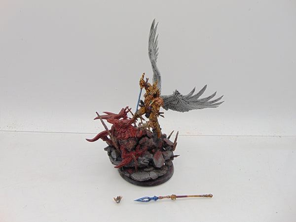 Sanguinius, Primarch of the Blood Angels with Limited Edition Base