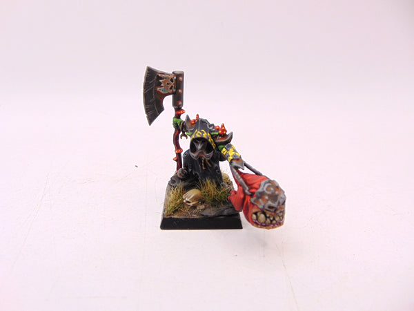 Squigboss with Gnasha-squig