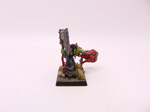 Squigboss with Gnasha-squig