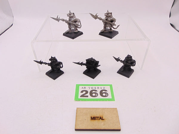 C47 Clantrats / Glaves