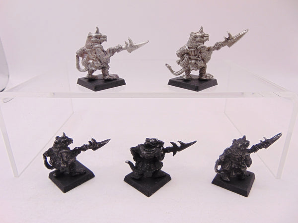 C47 Clantrats / Glaves