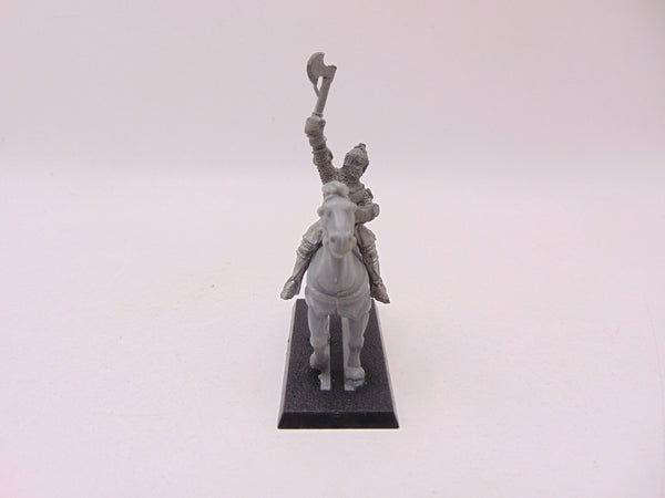 Bretonnian Knight - Axe and Open Helm