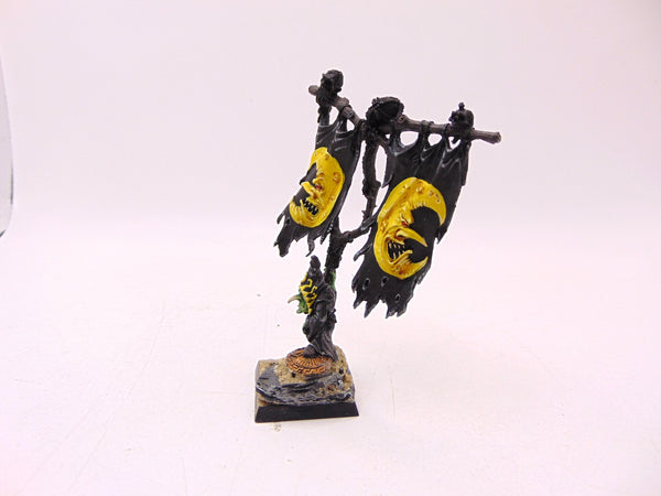 Night Goblin Battle Standard Bearer