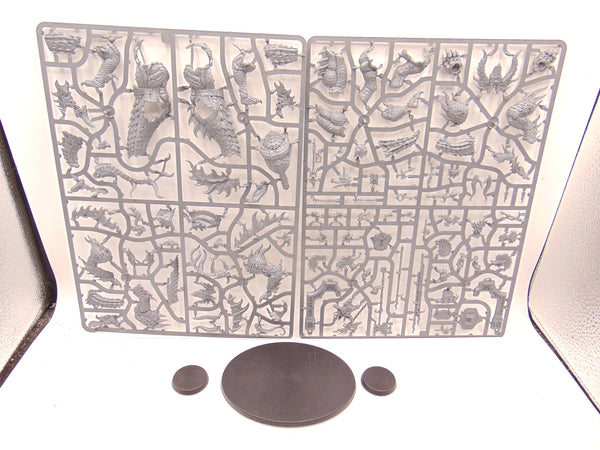 Auric Runefather / Runeson on Magmadroth