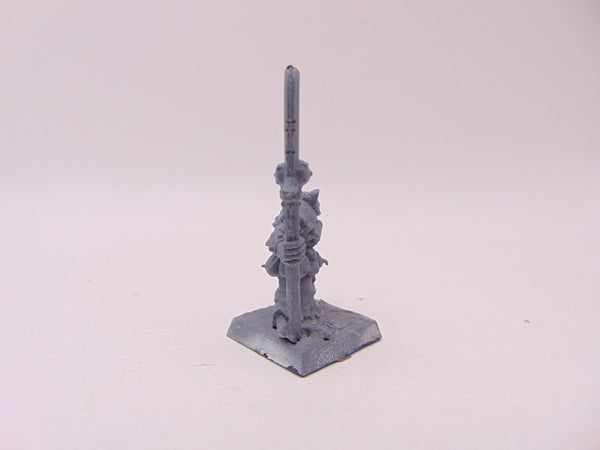 Blyte Packmaster  Commander with Halberd