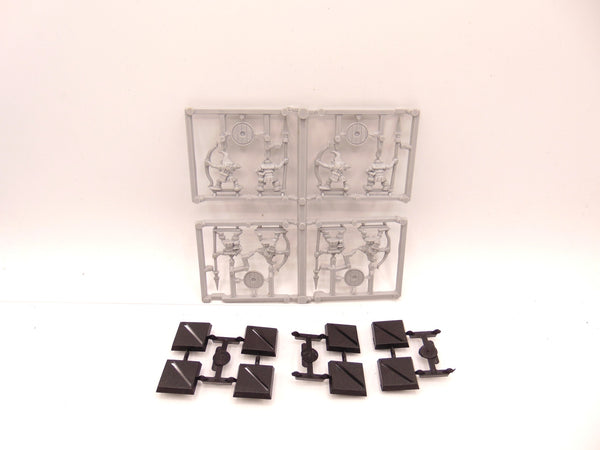 Warhammer Quest Plastic Goblin Archer & Spearman