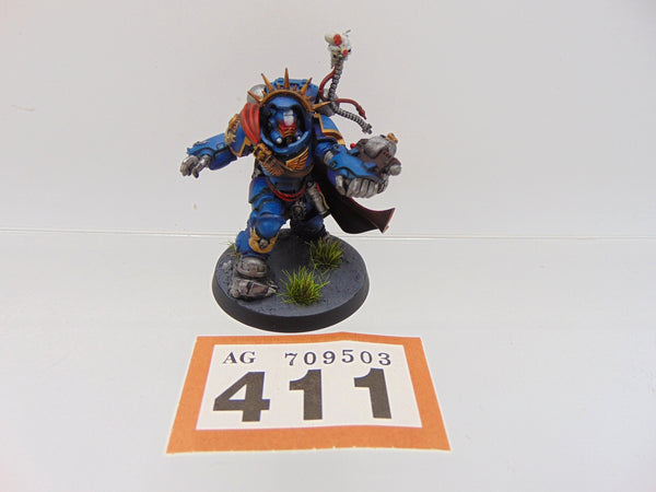 Primaris Captain in Gravis Armour