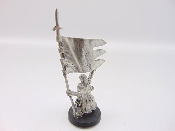 Boromir Captain of the White Tower with Banner