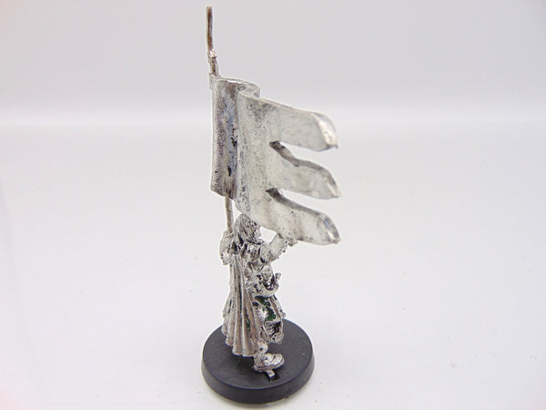 Boromir Captain of the White Tower with Banner