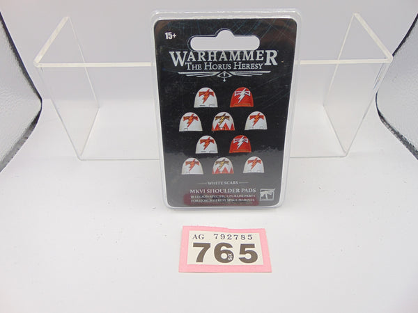 White Scars MKVI Shoulder Pads
