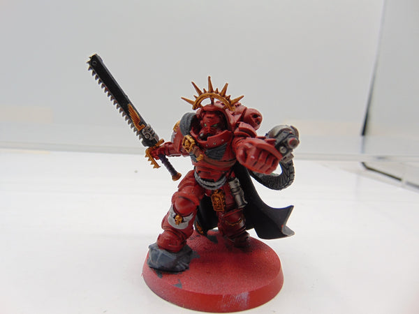 Primaris Captain in Gravis Armour