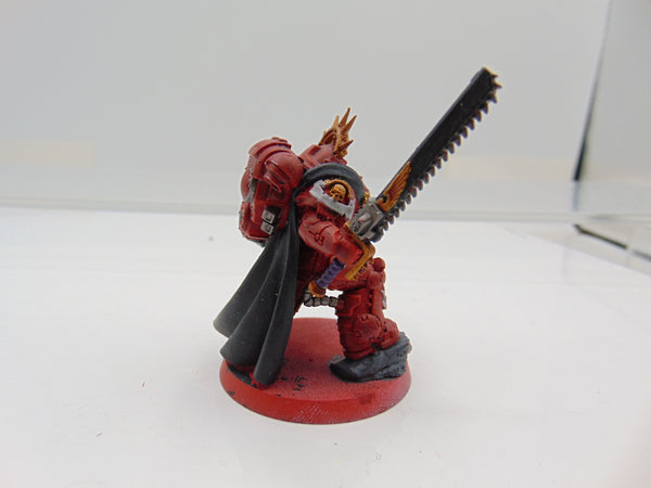 Primaris Captain in Gravis Armour